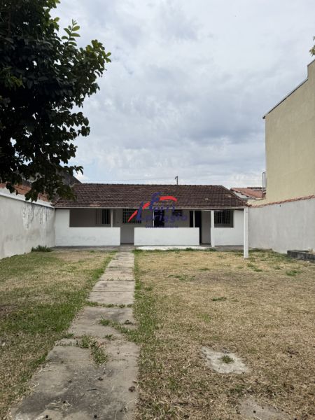 Casa com 1 quarto e 1 banheiro à venda no bairro Jardim do Vale, Guaratingueta