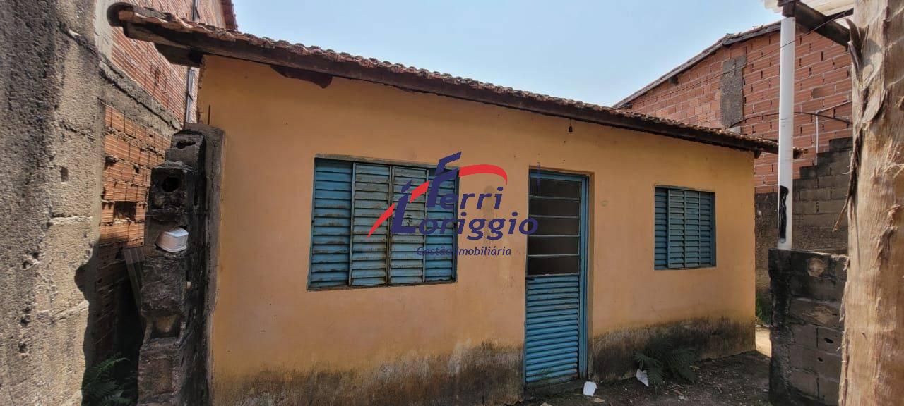 Casa com 3 quartos e 1 banheiro à venda no bairro Rocinha, Guaratingueta