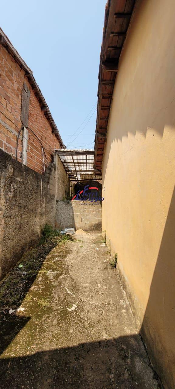 Casa com 3 quartos e 1 banheiro à venda no bairro Rocinha, Guaratingueta
