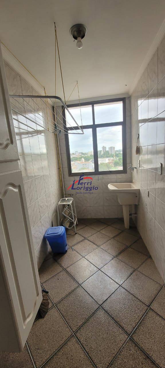 Apartamento com 3 quartos e 3 banheiros à venda no bairro Campo do Galvao, Guaratingueta