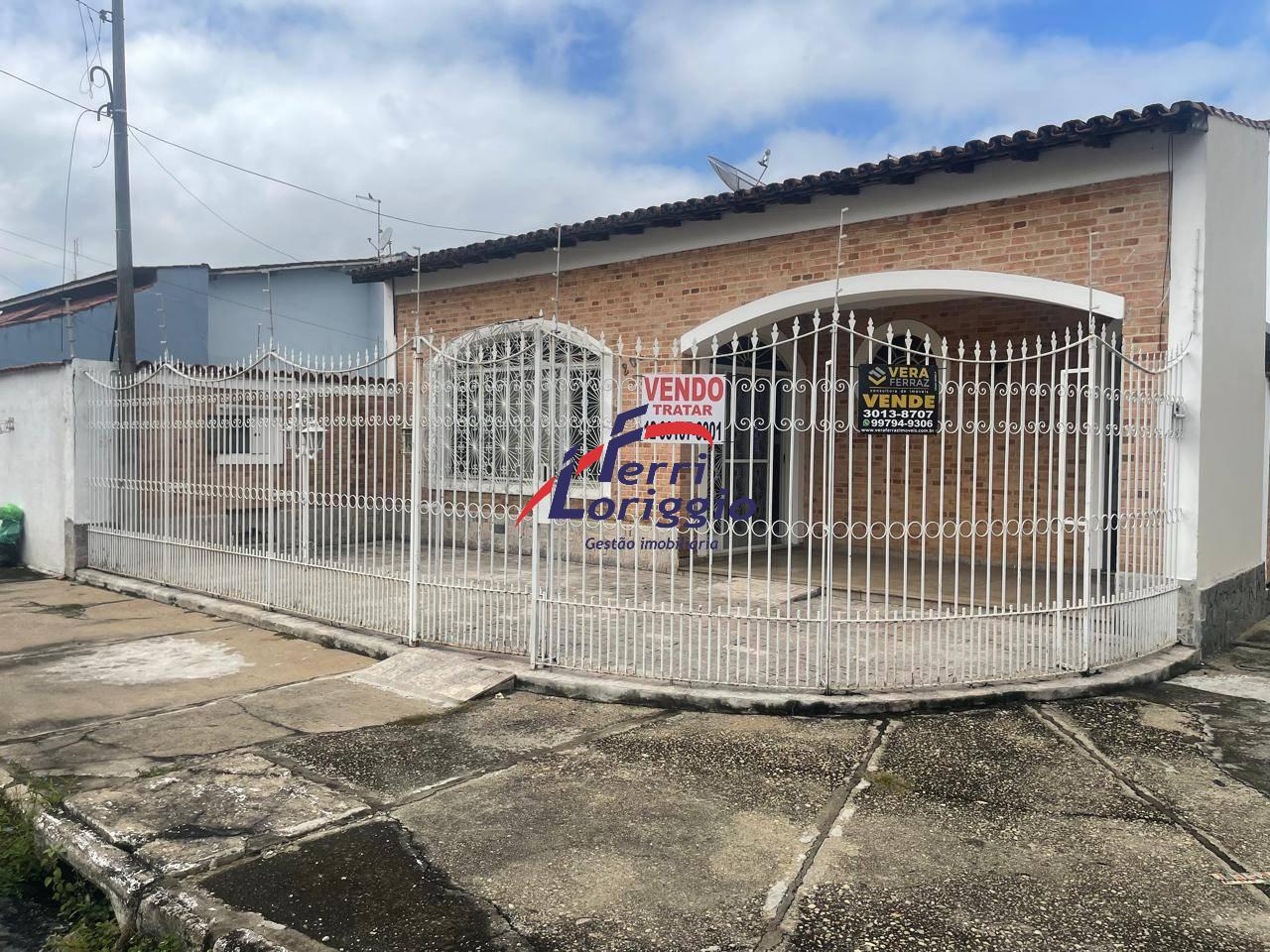 Casa com 3 quartos e 1 banheiro à venda no bairro Pedregulho, Guaratingueta