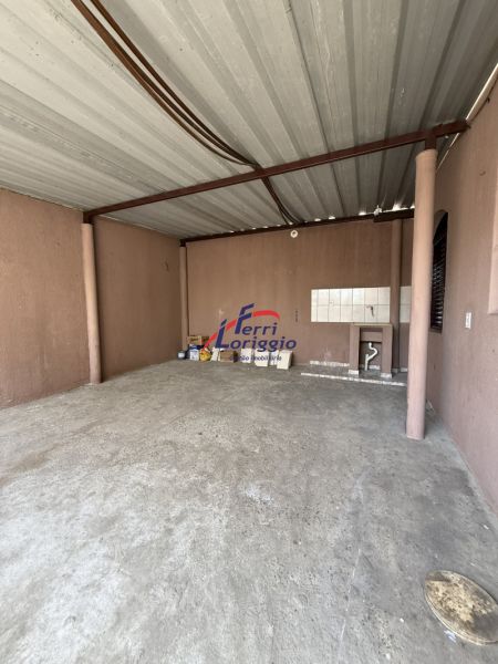 Casa com 3 quartos e 3 banheiros à venda no bairro Jardim do Vale, Guaratingueta