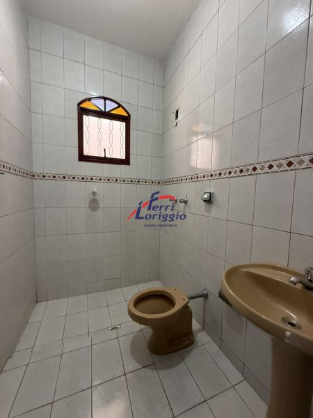 Casa com 3 quartos e 3 banheiros à venda no bairro Jardim do Vale, Guaratingueta