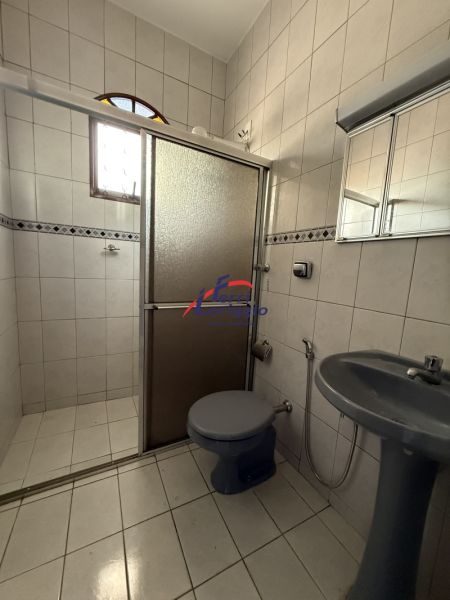 Casa com 3 quartos e 3 banheiros à venda no bairro Jardim do Vale, Guaratingueta