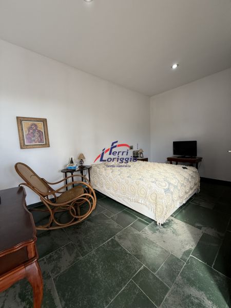 Casa com 5 quartos e 6 banheiros à venda no bairro Vila Paraiba, Guaratingueta