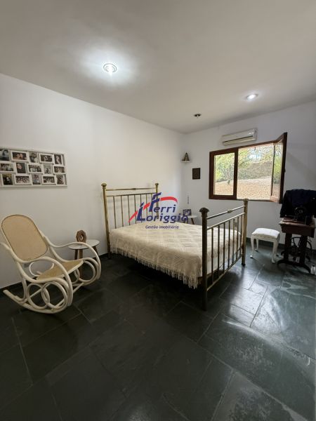 Casa com 5 quartos e 6 banheiros à venda no bairro Vila Paraiba, Guaratingueta