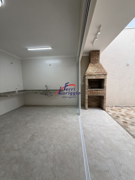 Casa com 3 quartos e 3 banheiros à venda no bairro Beira Rio, Guaratingueta