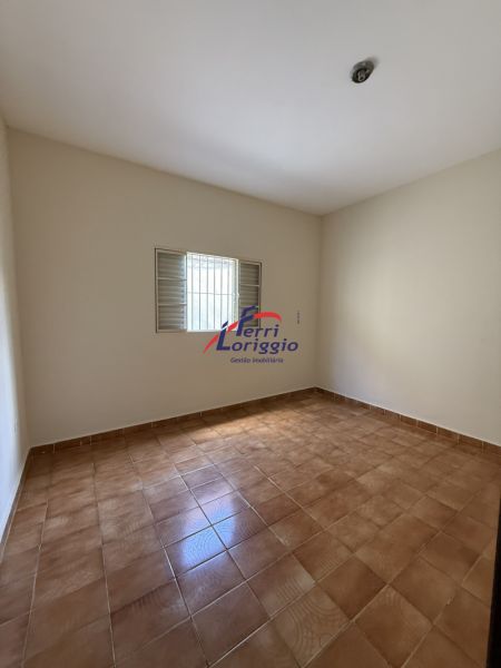 Casa com 4 quartos e 4 banheiros à venda no bairro Vila Hepacare, Lorena