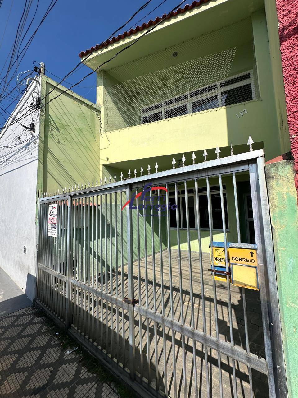 Casa com 2 quartos e 2 banheiros à venda no bairro Centro, Guaratingueta