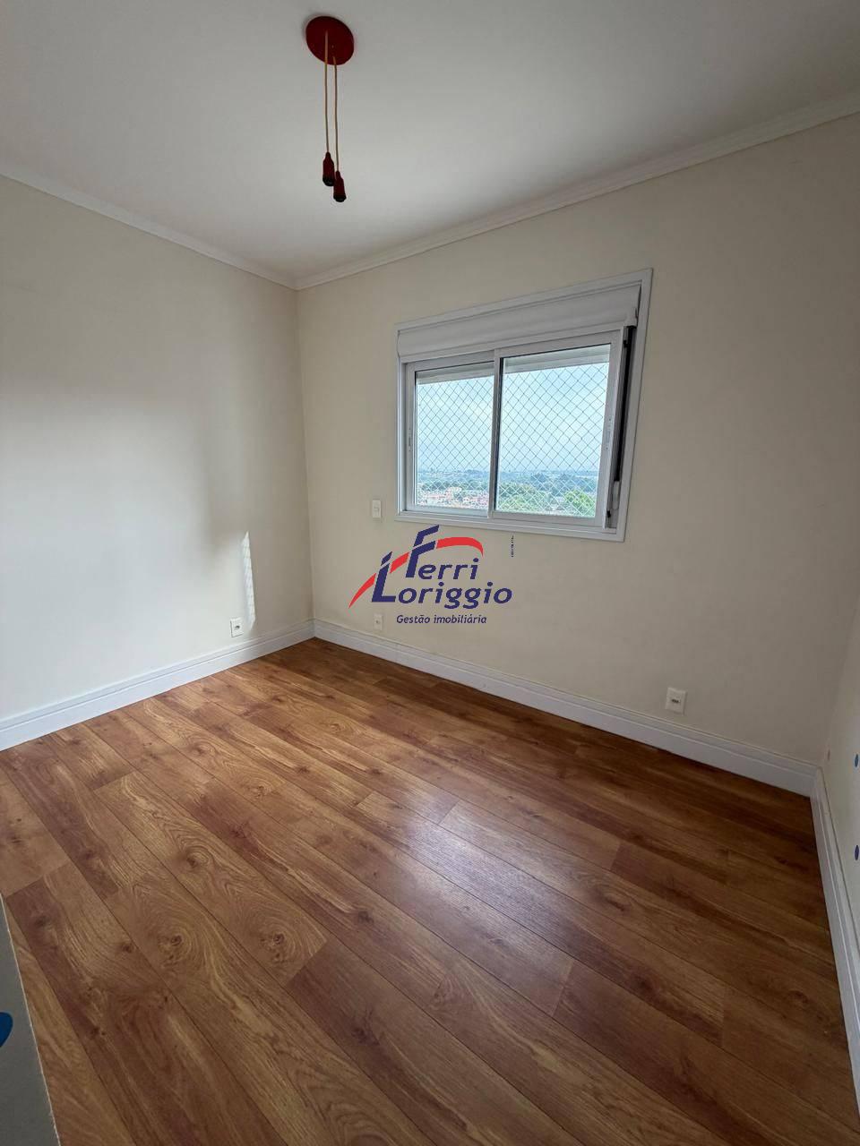 Apartamento com 3 quartos e 2 banheiros para alugar no bairro Jardim Coelho Neto, Guaratingueta