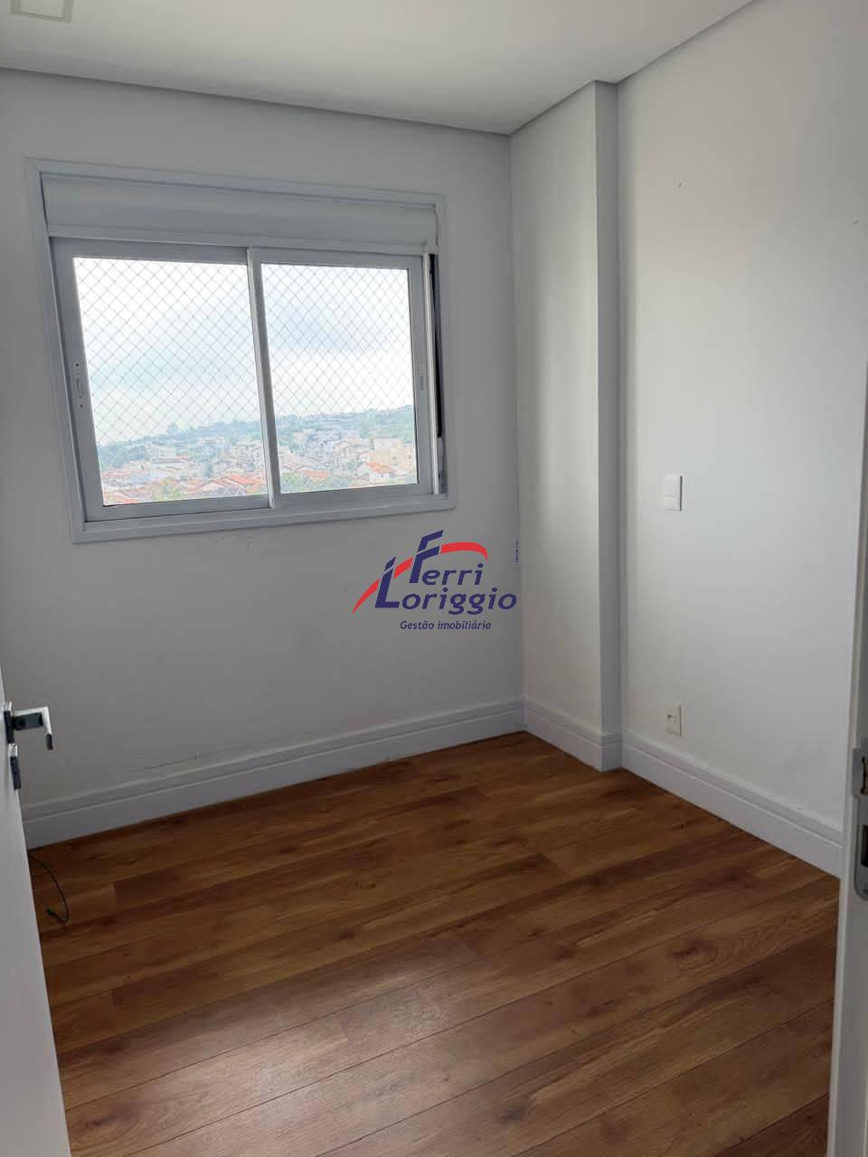 Apartamento com 3 quartos e 2 banheiros para alugar no bairro Jardim Coelho Neto, Guaratingueta