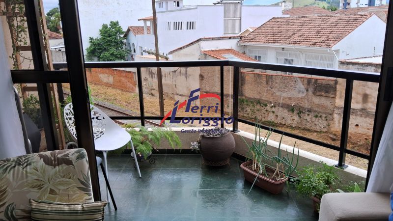 Apartamento com 3 quartos, 3 banheiros e 144m² à venda no bairro Campo do Galvao, Guaratingueta