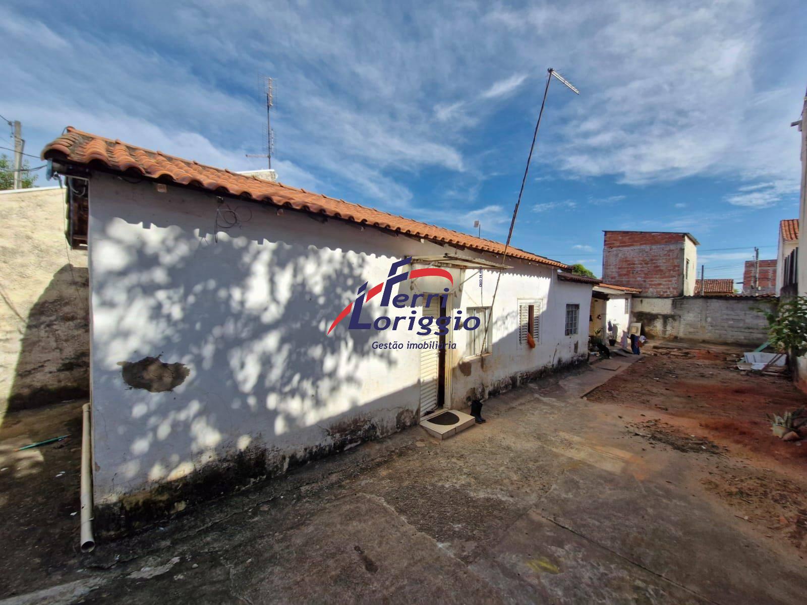 Casa com 2 quartos e 1 banheiro à venda no bairro Jardim Coelho Neto, Guaratingueta