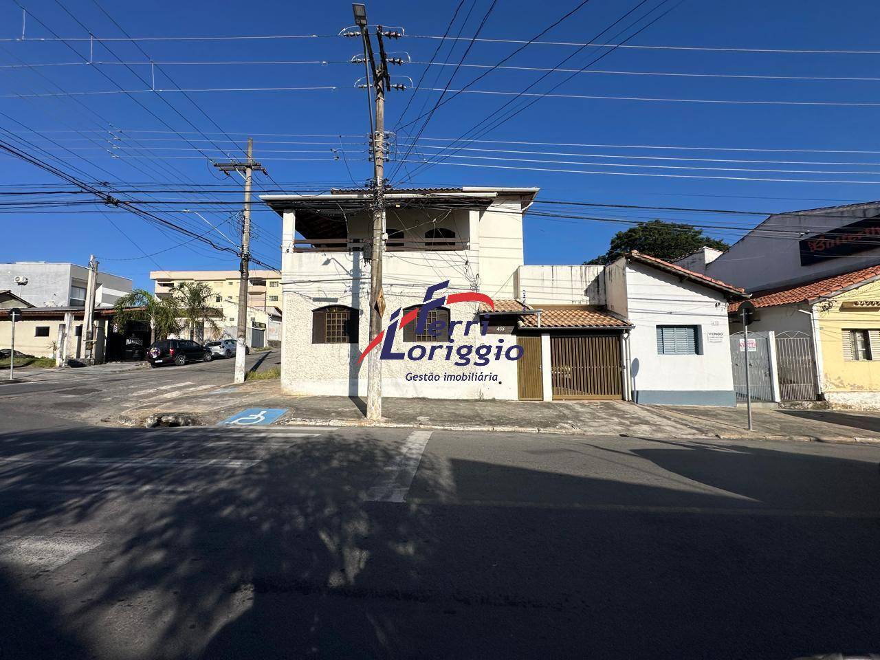 Sobrado Residencial com 2 quartos e 2 banheiros à venda no bairro Pedregulho, Guaratingueta
