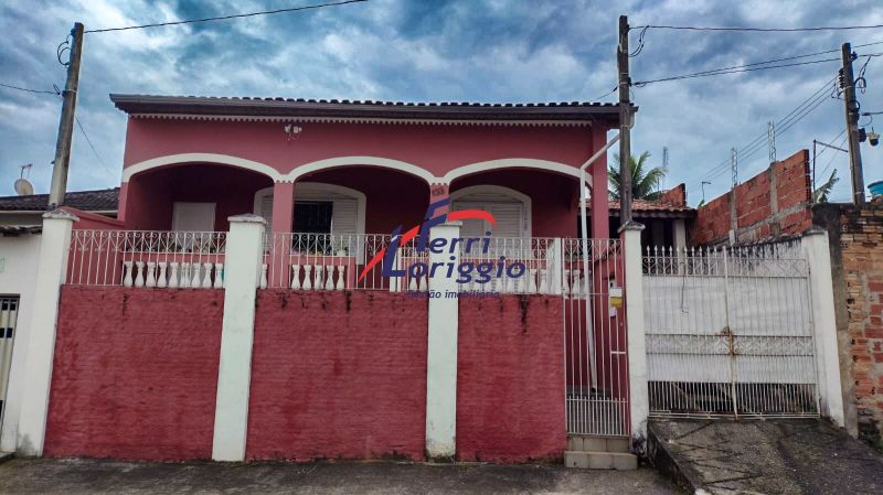 Casa com 3 quartos e 2 banheiros à venda no bairro Santa Luzia, Guaratingueta