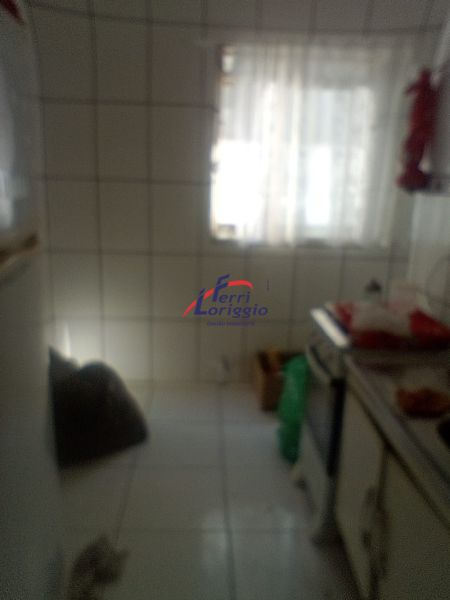 Apartamento com 2 quartos e 1 banheiro à venda no bairro Parque do Sol, Guaratingueta