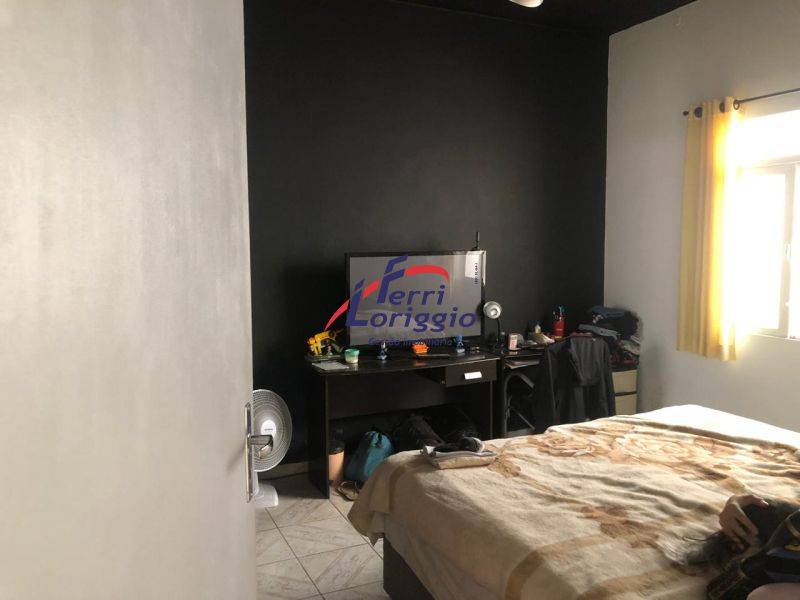 Casa com 4 quartos e 2 banheiros à venda no bairro Pedregulho, Guaratingueta