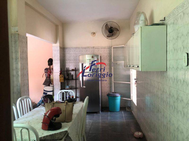 Casa com 4 quartos e 2 banheiros à venda no bairro Pedregulho, Guaratingueta