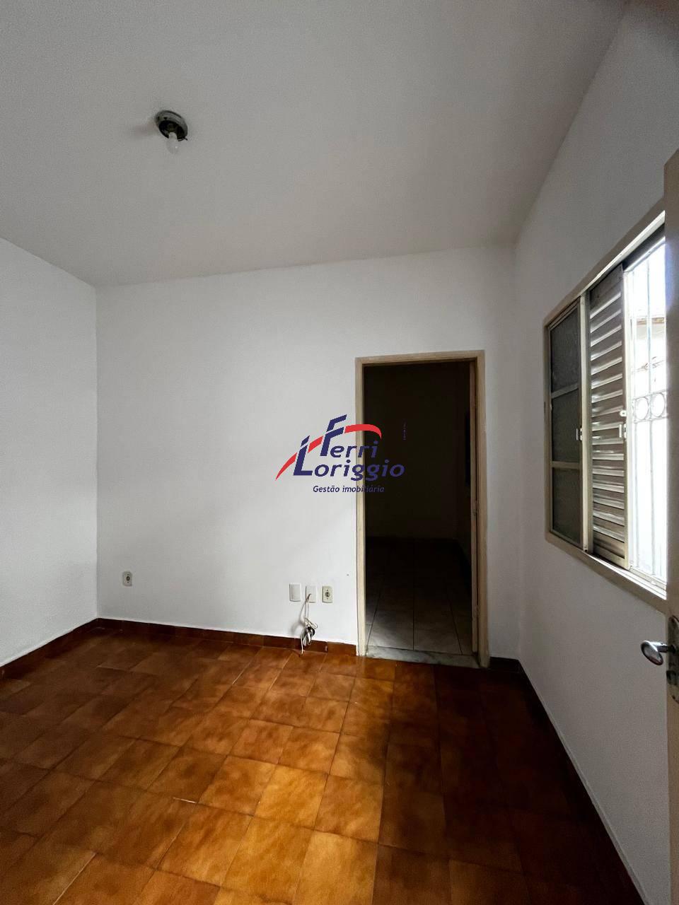 Casa com 3 quartos e 2 banheiros à venda no bairro Pedregulho, Guaratingueta