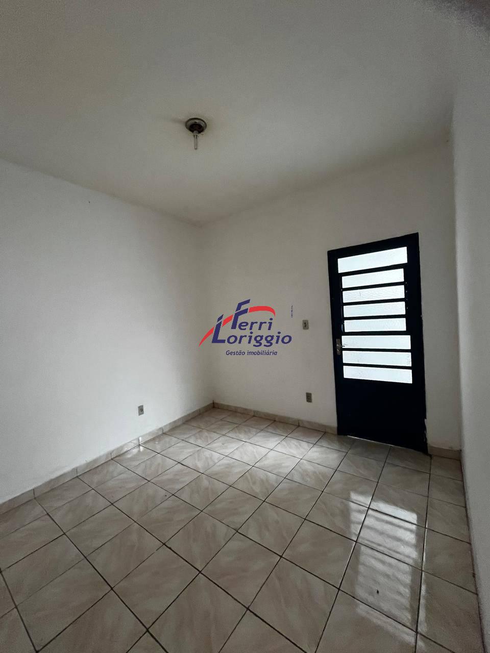 Casa com 3 quartos e 2 banheiros à venda no bairro Pedregulho, Guaratingueta