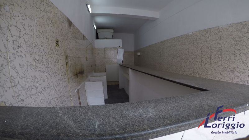 Ponto Comercial com 2 banheiros e 24m² para alugar no bairro Centro, Guaratingueta