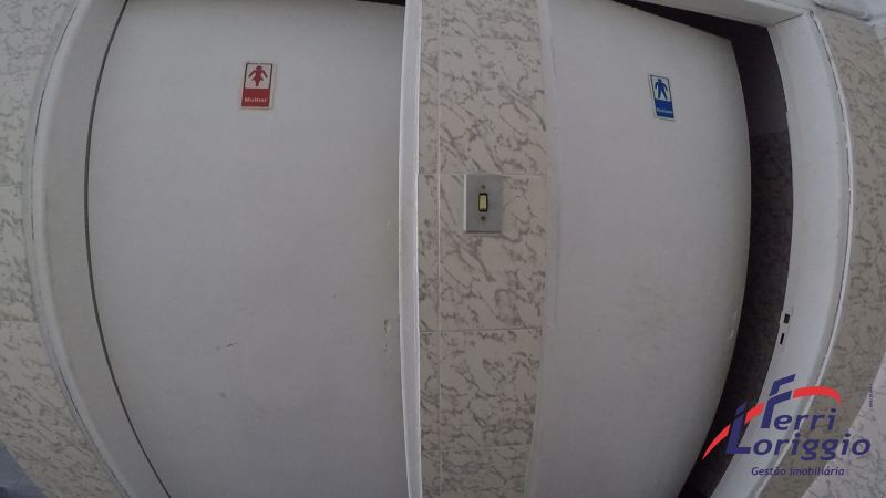 Ponto Comercial com 2 banheiros e 24m² para alugar no bairro Centro, Guaratingueta
