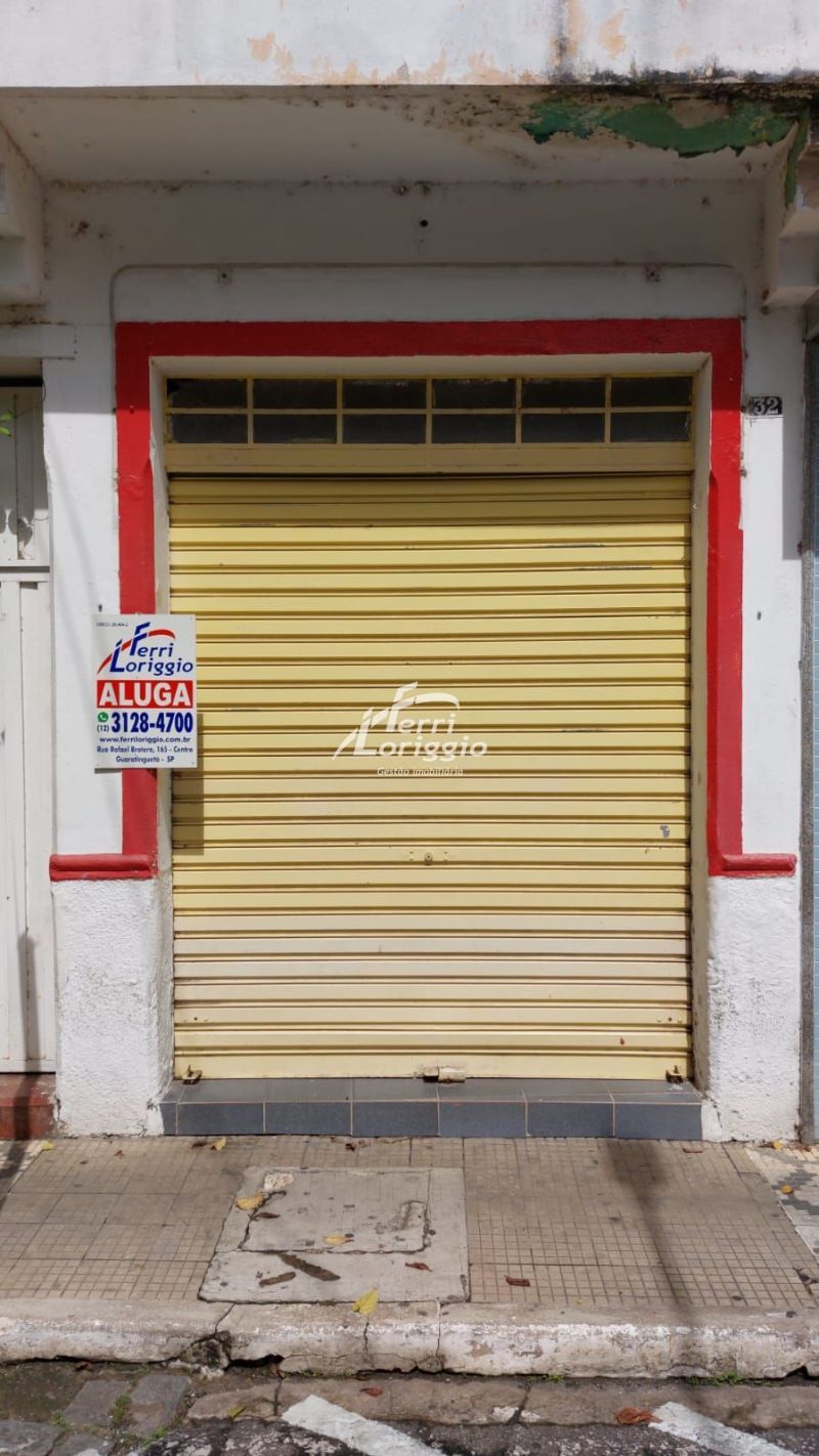 Ponto Comercial com 2 banheiros e 24m² para alugar no bairro Centro, Guaratingueta