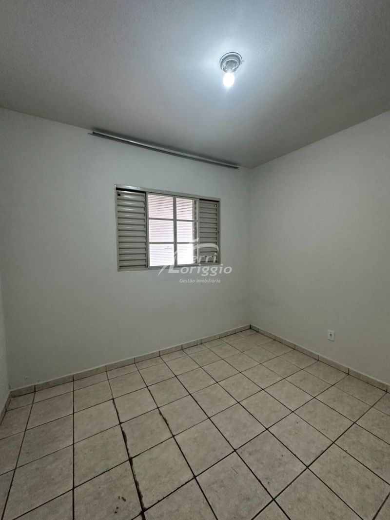 Casa com 3 quartos, 1 banheiro e 62m² para alugar no bairro Village Santana, Guaratingueta
