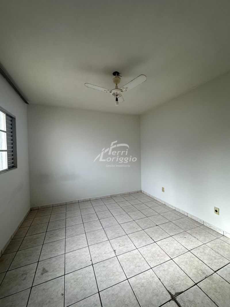 Casa com 3 quartos, 1 banheiro e 62m² para alugar no bairro Village Santana, Guaratingueta
