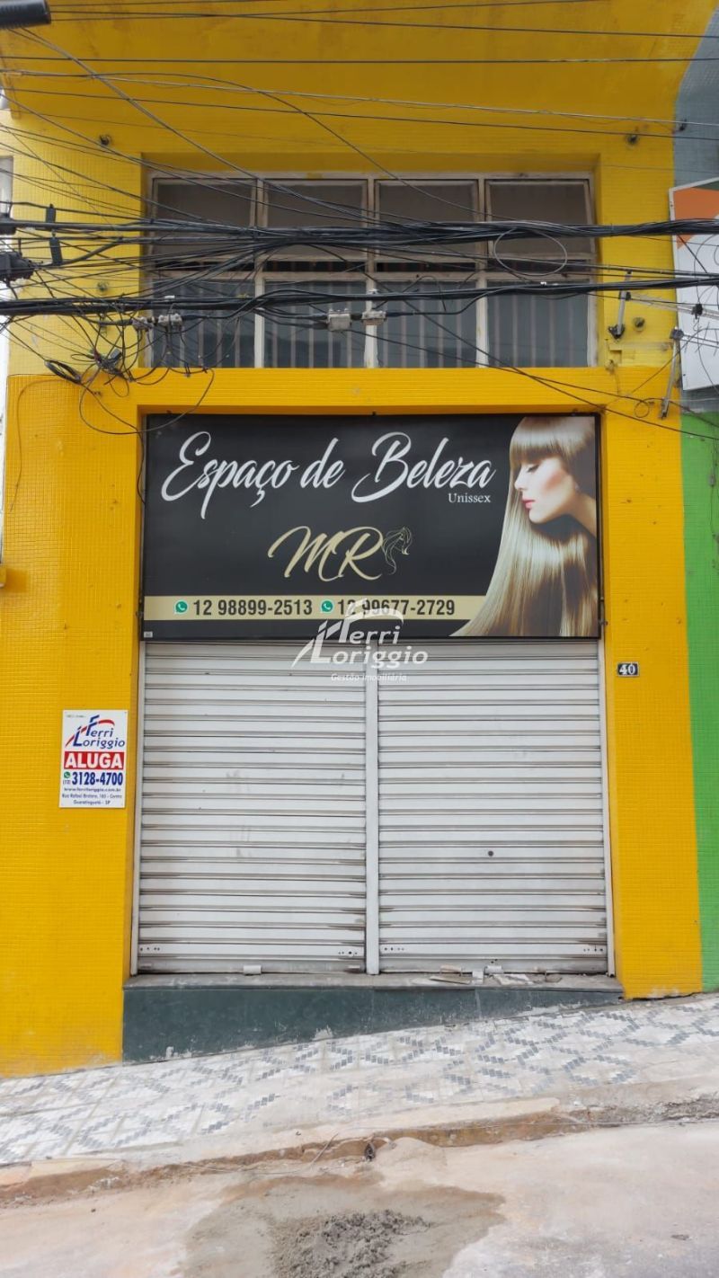 Ponto Comercial com 2 banheiros e 48m² para alugar no bairro Centro, Guaratingueta