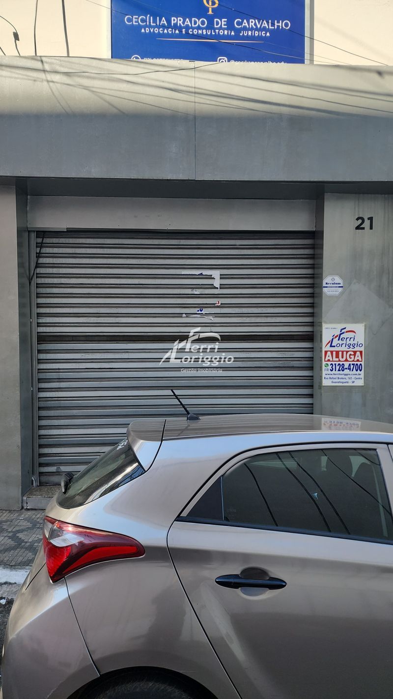 Ponto Comercial com 2 banheiros e 155m² para alugar no bairro Centro, Guaratingueta