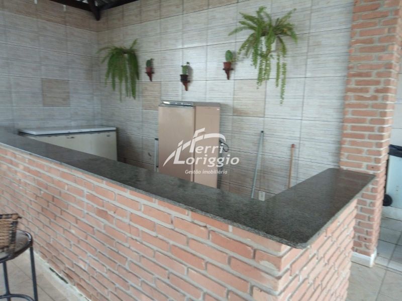 Chacara com 7 quartos e 2 banheiros para alugar no bairro Colonia do Piagui, Guaratingueta