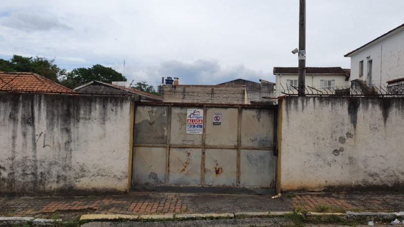Terreno para alugar no bairro Centro, Guaratingueta