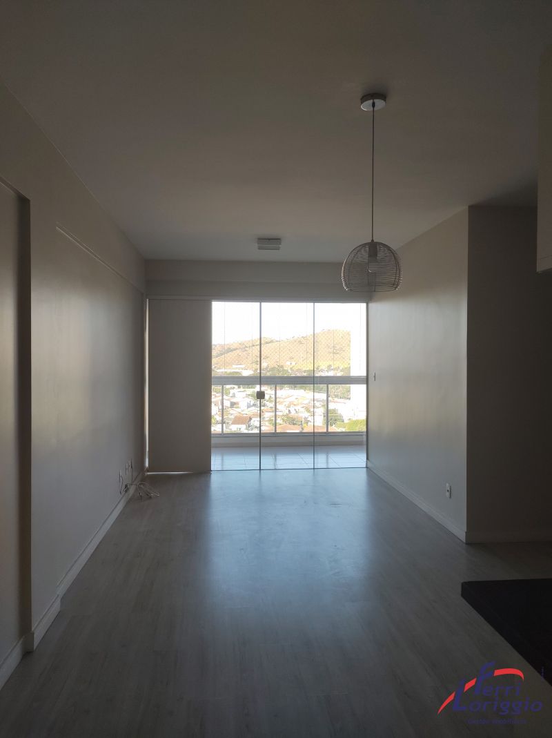 Apartamento com 2 quartos, 1 banheiro e 152m² para alugar no bairro Vila Paraiba, Guaratingueta