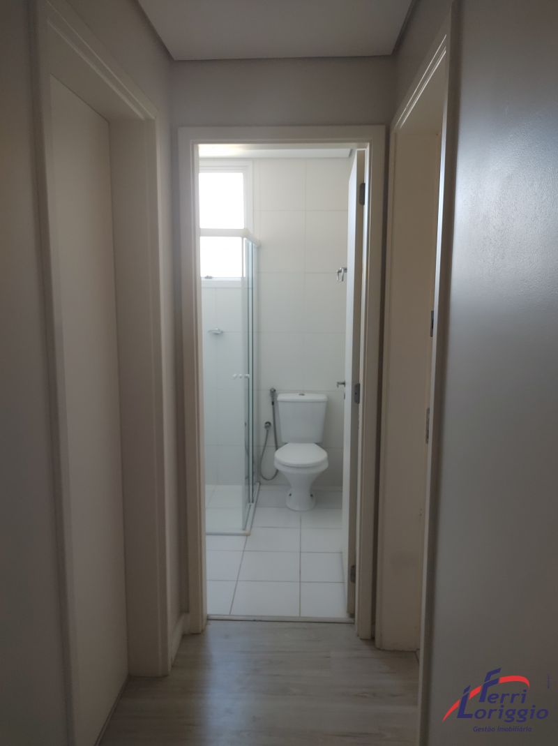 Apartamento com 2 quartos, 1 banheiro e 152m² para alugar no bairro Vila Paraiba, Guaratingueta