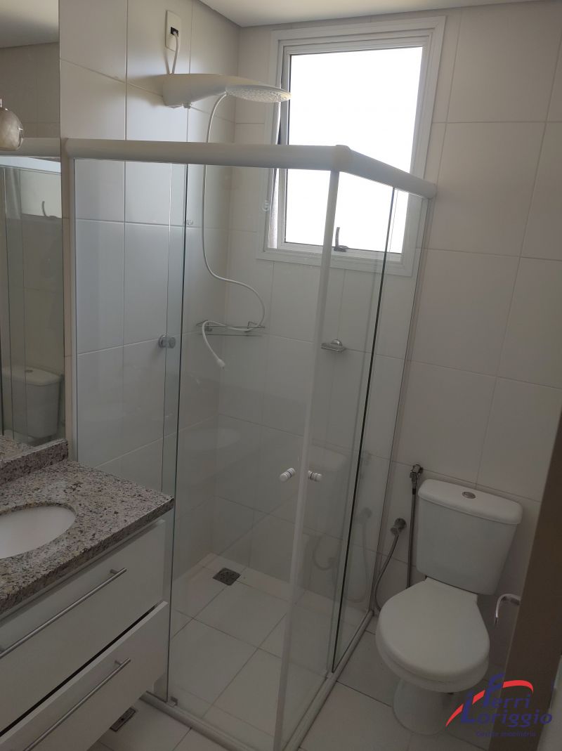 Apartamento com 2 quartos, 1 banheiro e 152m² para alugar no bairro Vila Paraiba, Guaratingueta