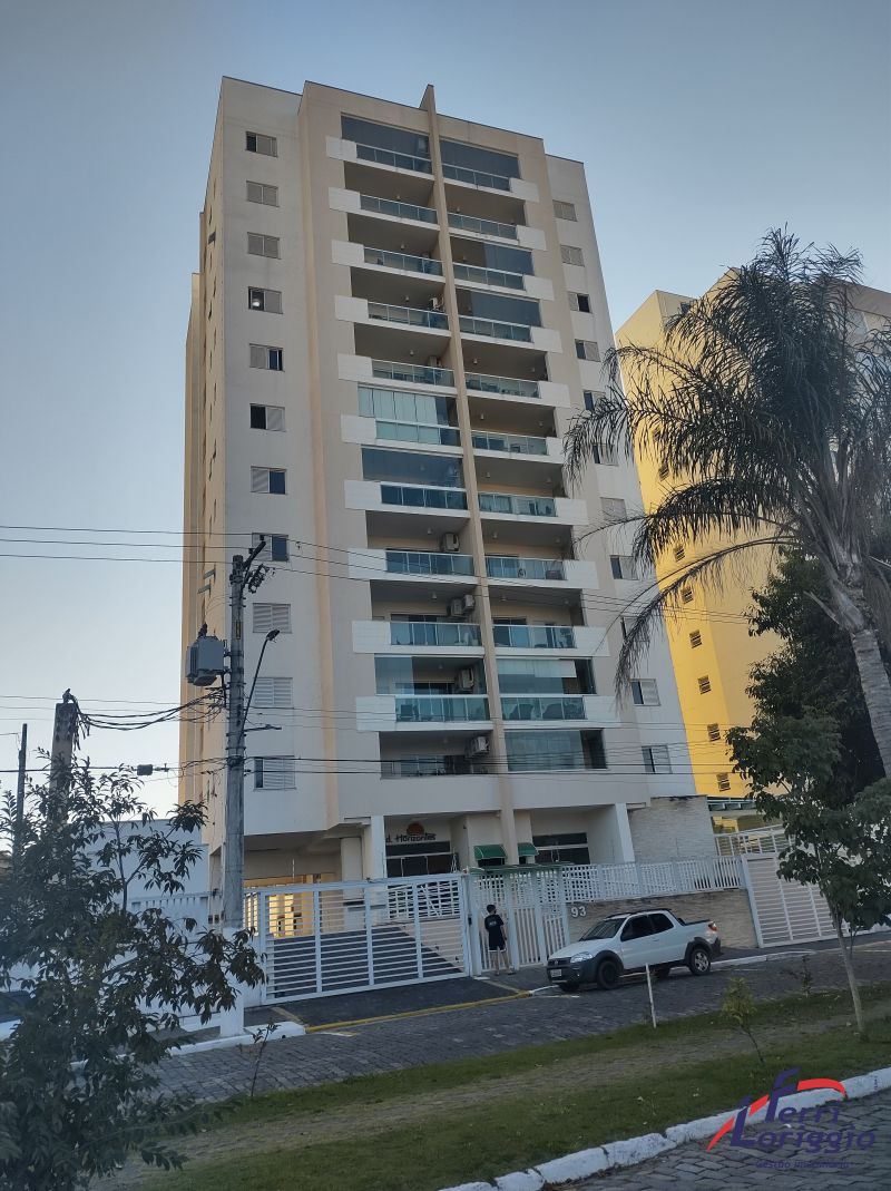 Apartamento com 2 quartos, 1 banheiro e 152m² para alugar no bairro Vila Paraiba, Guaratingueta
