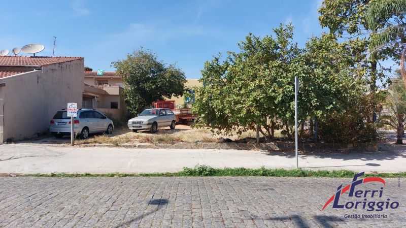 Terreno para alugar no bairro Pedregulho, Guaratingueta