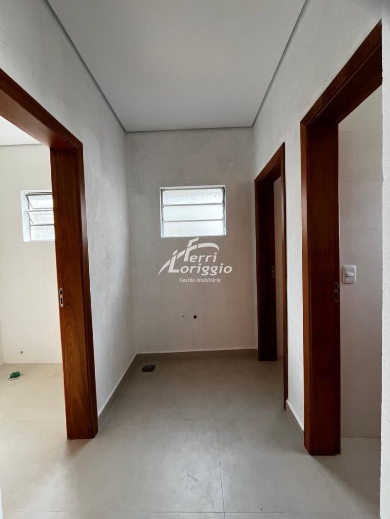 Ponto Comercial com 3 banheiros e 122m² para alugar no bairro Santa Luzia, Guaratingueta