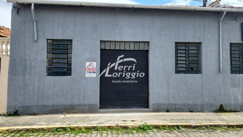 Galpao com 2 banheiros e 122m² para alugar no bairro Sao Benedito, Guaratingueta