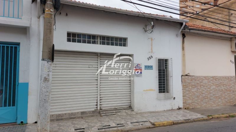 Ponto Comercial com 2 banheiros para alugar no bairro Sao Benedito, Guaratingueta