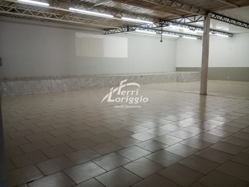 Ponto Comercial com 7 banheiros para alugar no bairro Vila Indiana, Guaratingueta