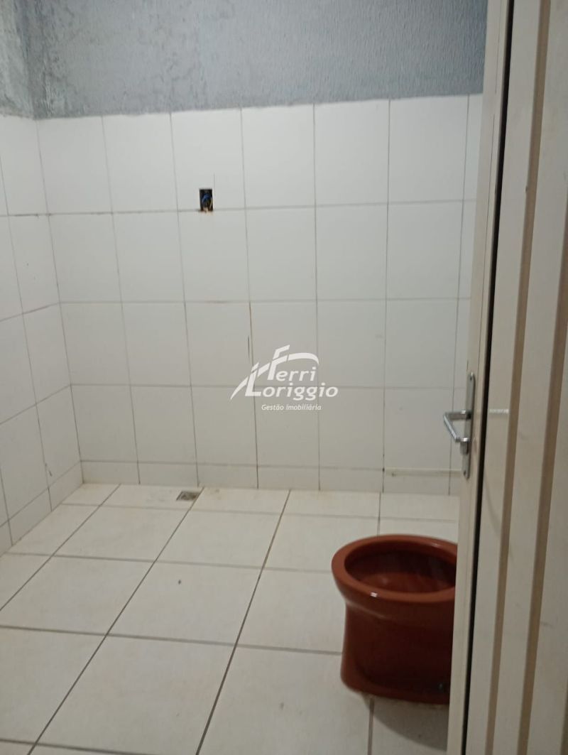 Ponto Comercial com 7 banheiros para alugar no bairro Vila Indiana, Guaratingueta