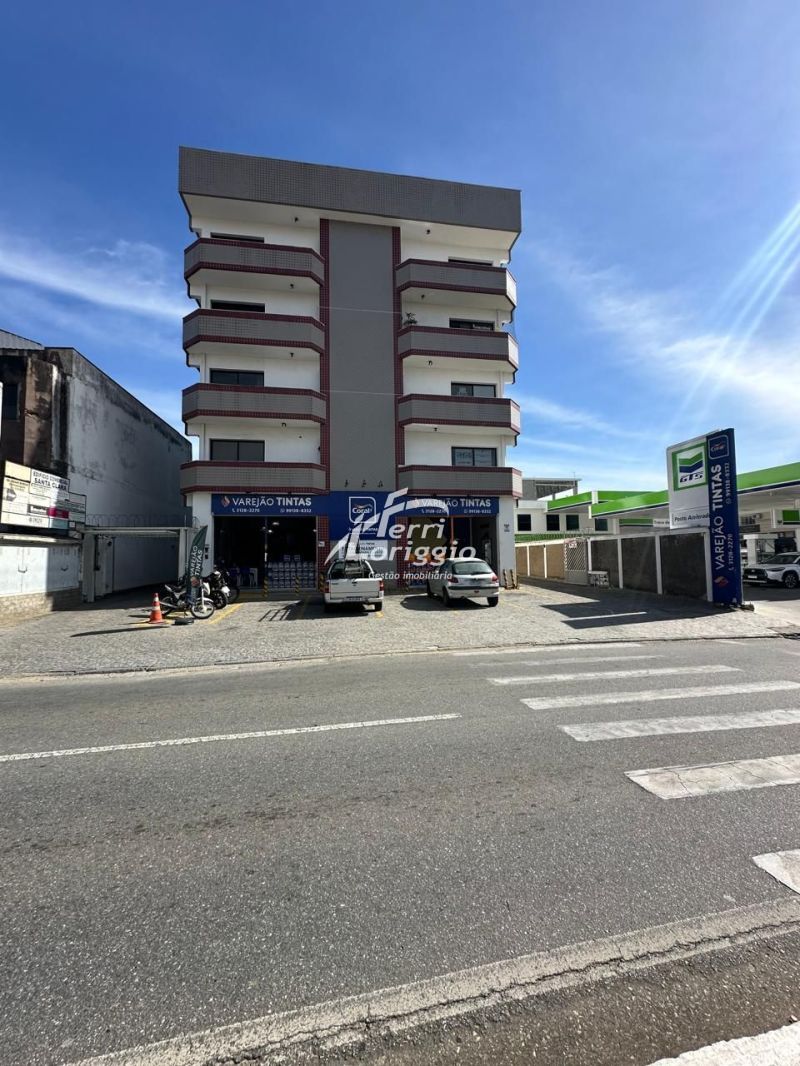 Sala com 1 banheiro para alugar no bairro Campo do Galvao, Guaratingueta