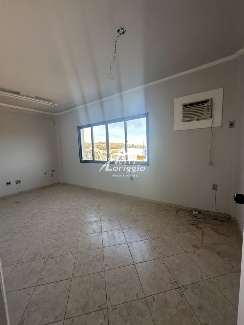 Sala com 1 banheiro para alugar no bairro Campo do Galvao, Guaratingueta