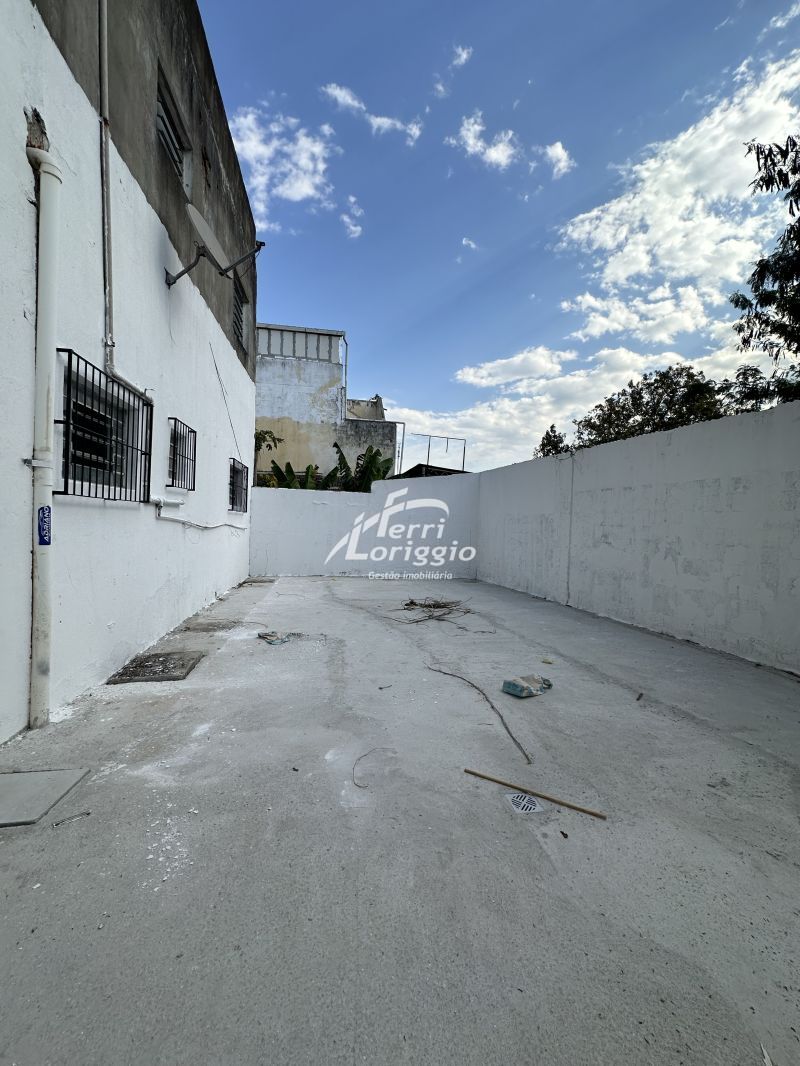 Ponto Comercial com 4 banheiros para alugar no bairro Campo do Galvao, Guaratingueta