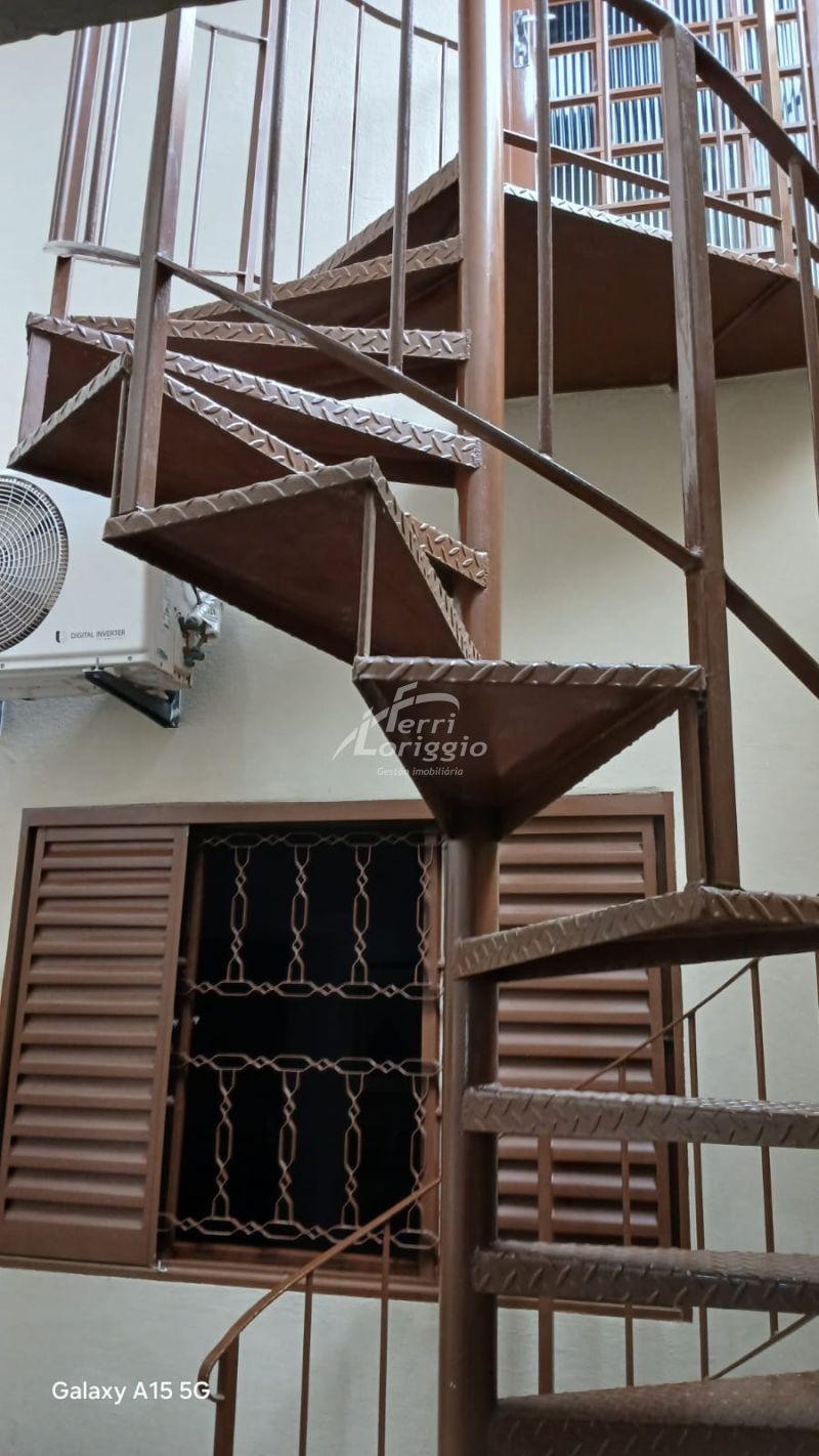 Casa com 2 quartos e 2 banheiros para alugar no bairro Chacaras Agricolas