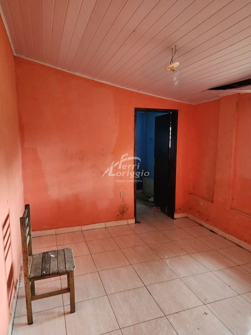 Sitio com 4 quartos e 1 banheiro para alugar no bairro Santa Edwiges, Guaratingueta
