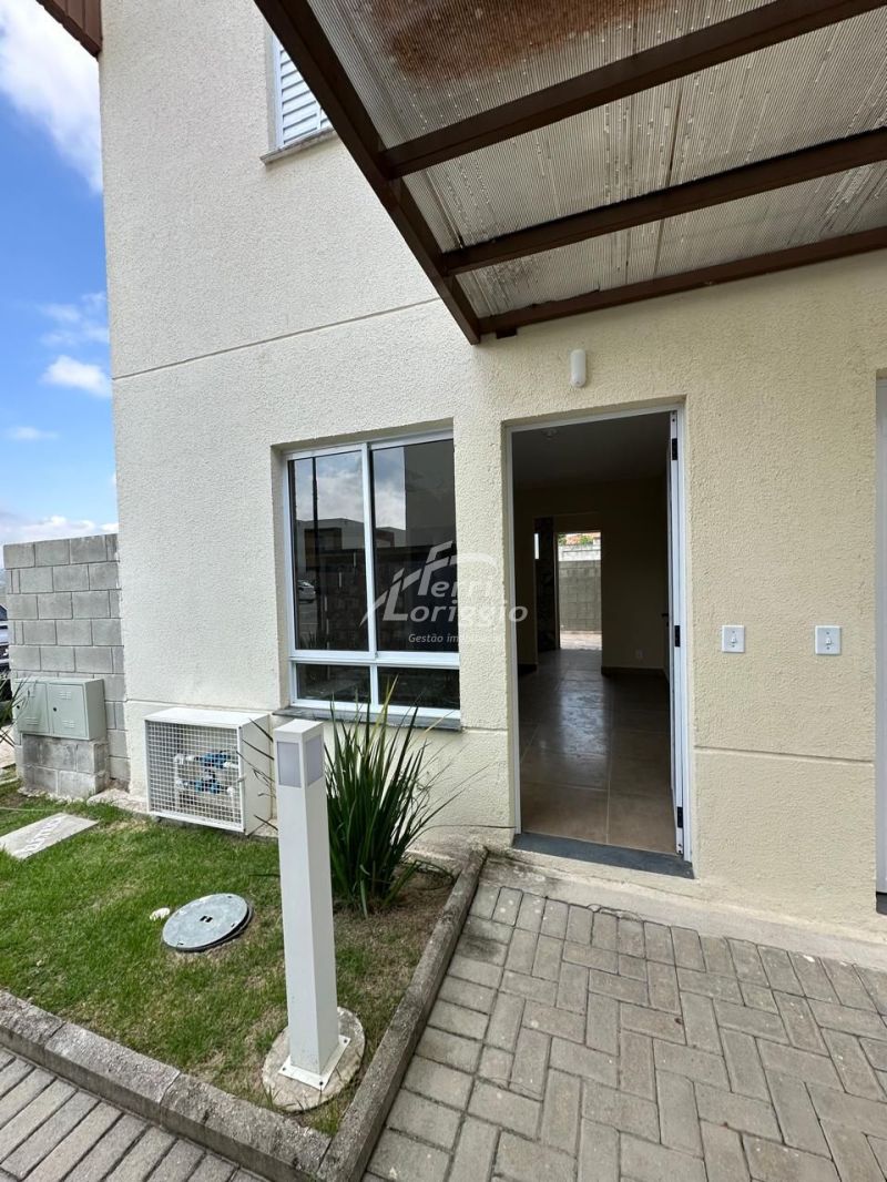 Casa com 2 quartos e 2 banheiros para alugar no bairro Santa Luzia, Guaratingueta