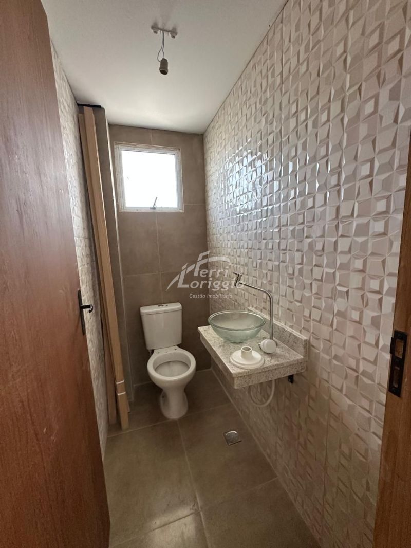 Casa com 2 quartos e 2 banheiros para alugar no bairro Santa Luzia, Guaratingueta